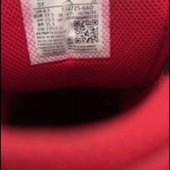 Worn once. Sell because it doesn’t fit me. - Picture 4 of 4